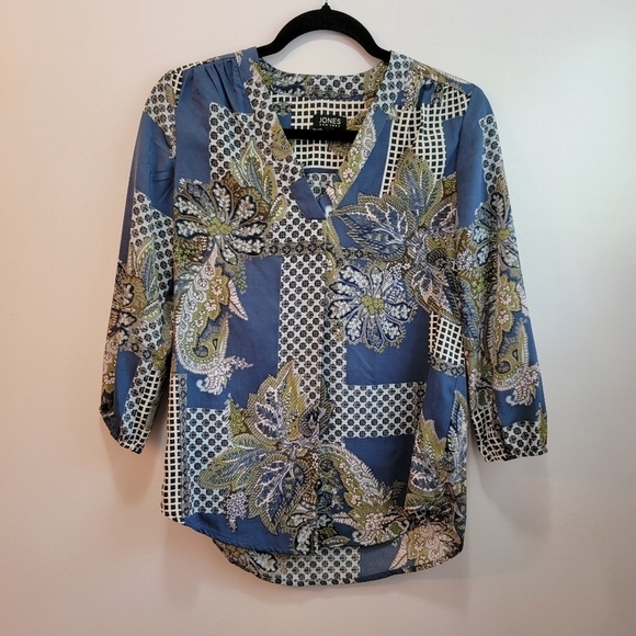 Jones NY Blue Boho Multi Color Print Top Size XS - Picture 1 of 3
